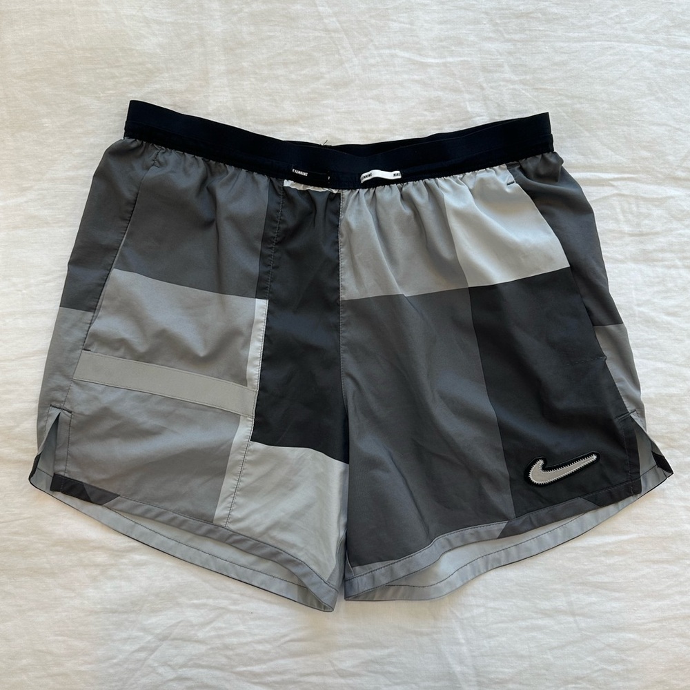 Men’s Nike Grey Block Dri-Fit Running Shorts (No Liner)
